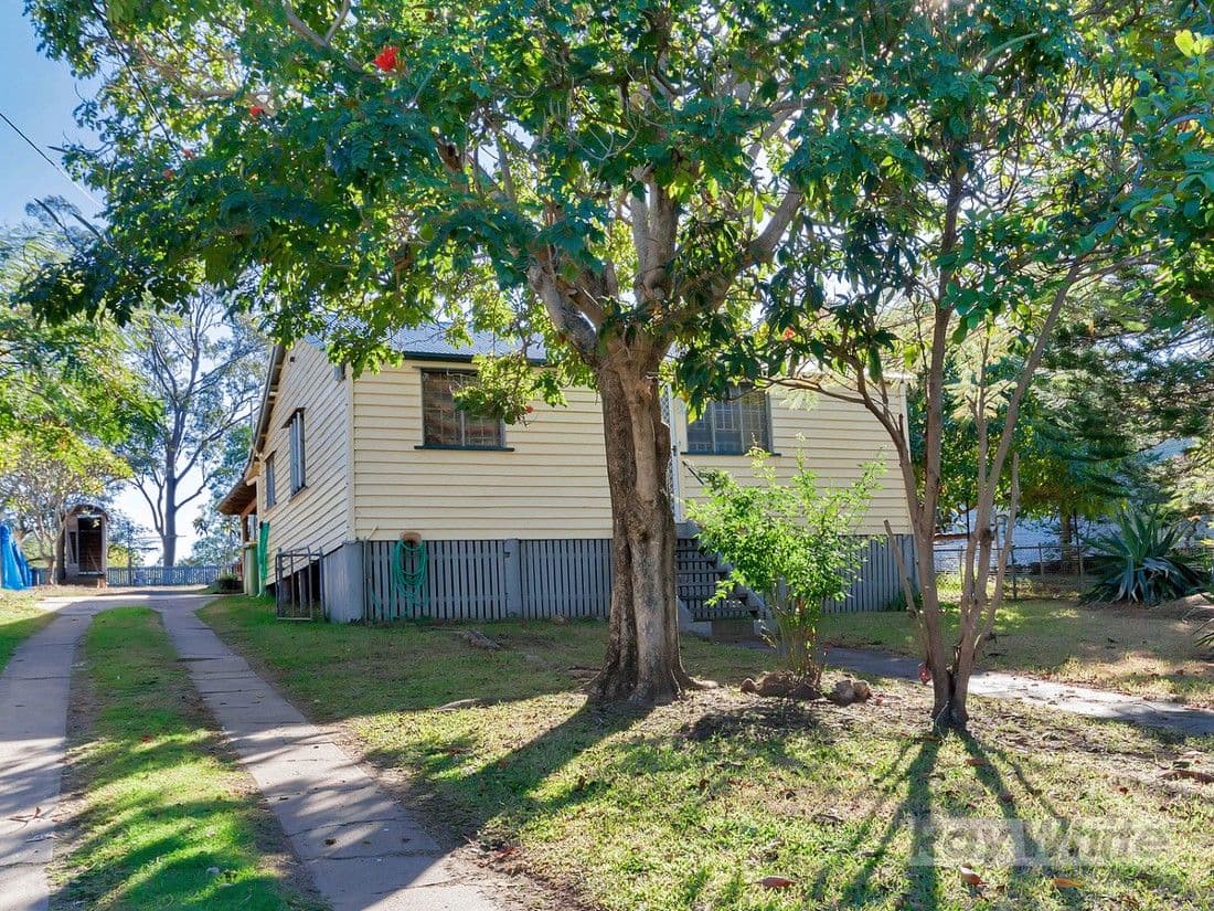 31 Law Street South, REDBANK QLD 4301, Redbank - Image 1