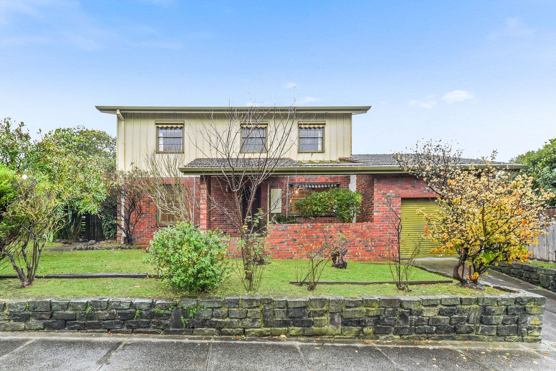 2 Rob Roy Street, Glen Waverley VIC 3150, Glen Waverley - Thumbnail 2