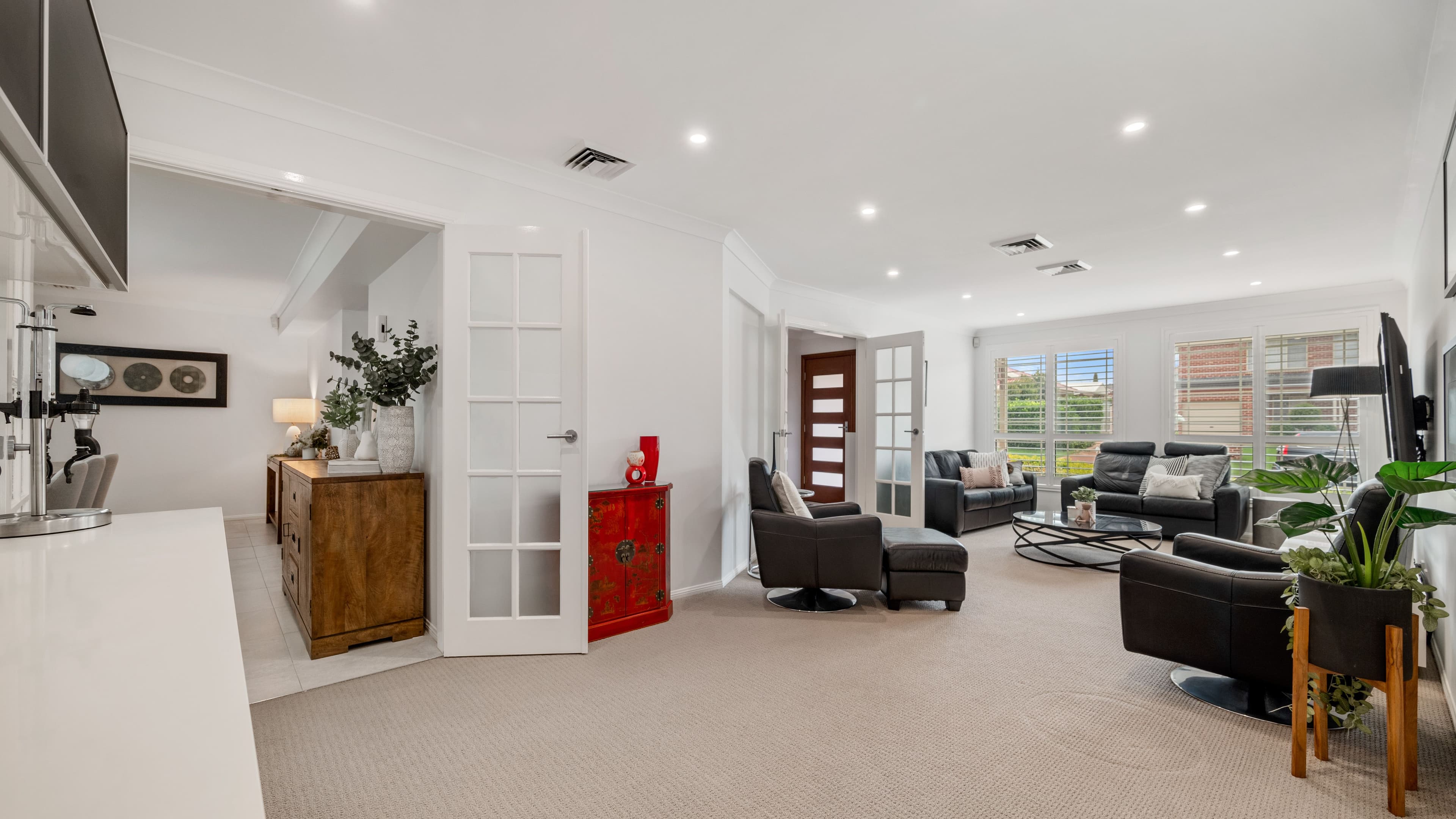 14 Huntingdale Drive, Glenmore Park NSW 2745, Glenmore Park - Thumbnail 2