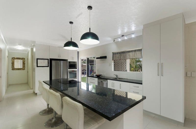 15 Thistle Court, Rasmussen QLD 4815, Rasmussen - Image 1
