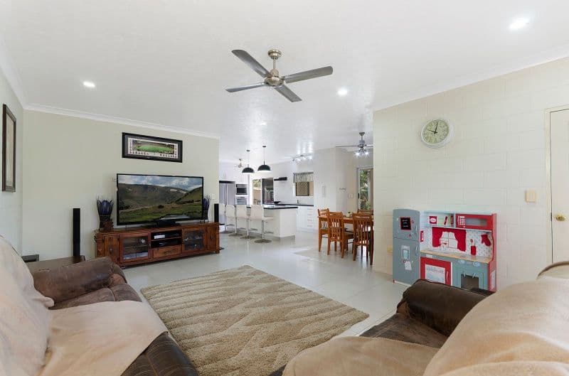 15 Thistle Court, Rasmussen QLD 4815, Rasmussen - Thumbnail 2