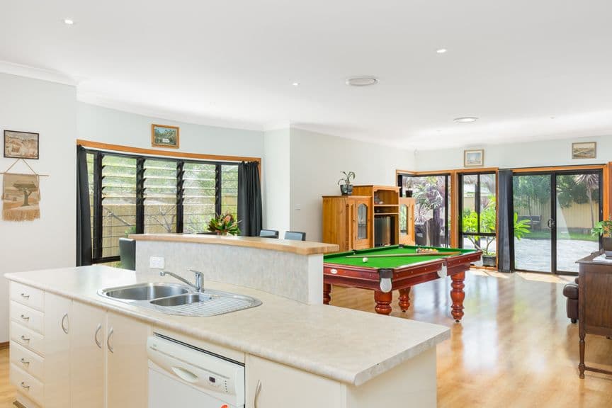 102 Central Avenue, Oak Flats NSW 2529, Oak Flats - Thumbnail 2