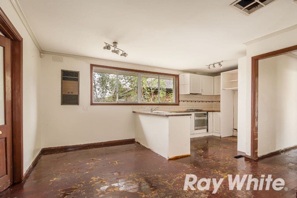 10 Jindalee Avenue, Yallambie VIC 3085, Yallambie - Thumbnail 3