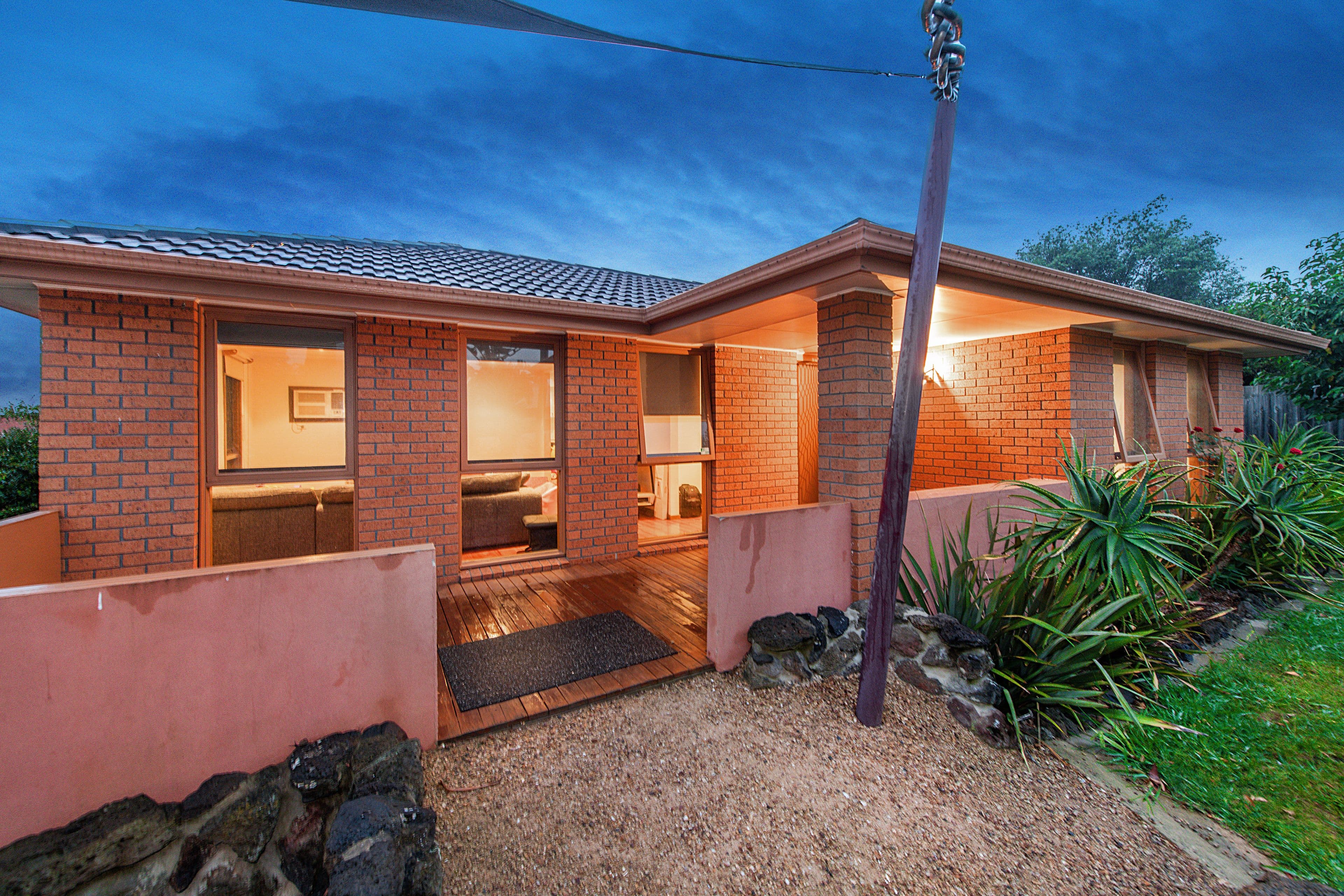 1 Murray Crescent, Rowville VIC 3178, Rowville - Thumbnail 2