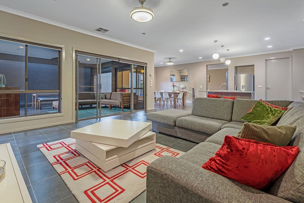 18 Gainsborough Drive, Craigieburn VIC 3064, Craigieburn - Thumbnail 8