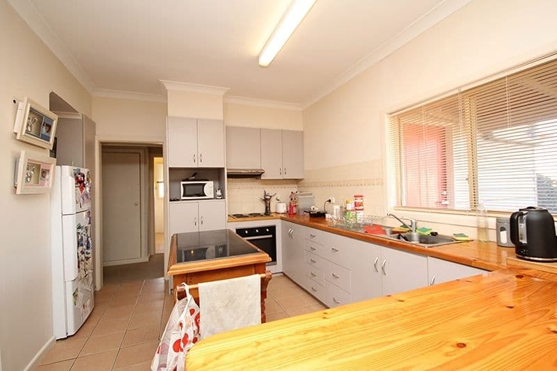 58 Francis Street, Horsham VIC 3400, Horsham - Thumbnail 4
