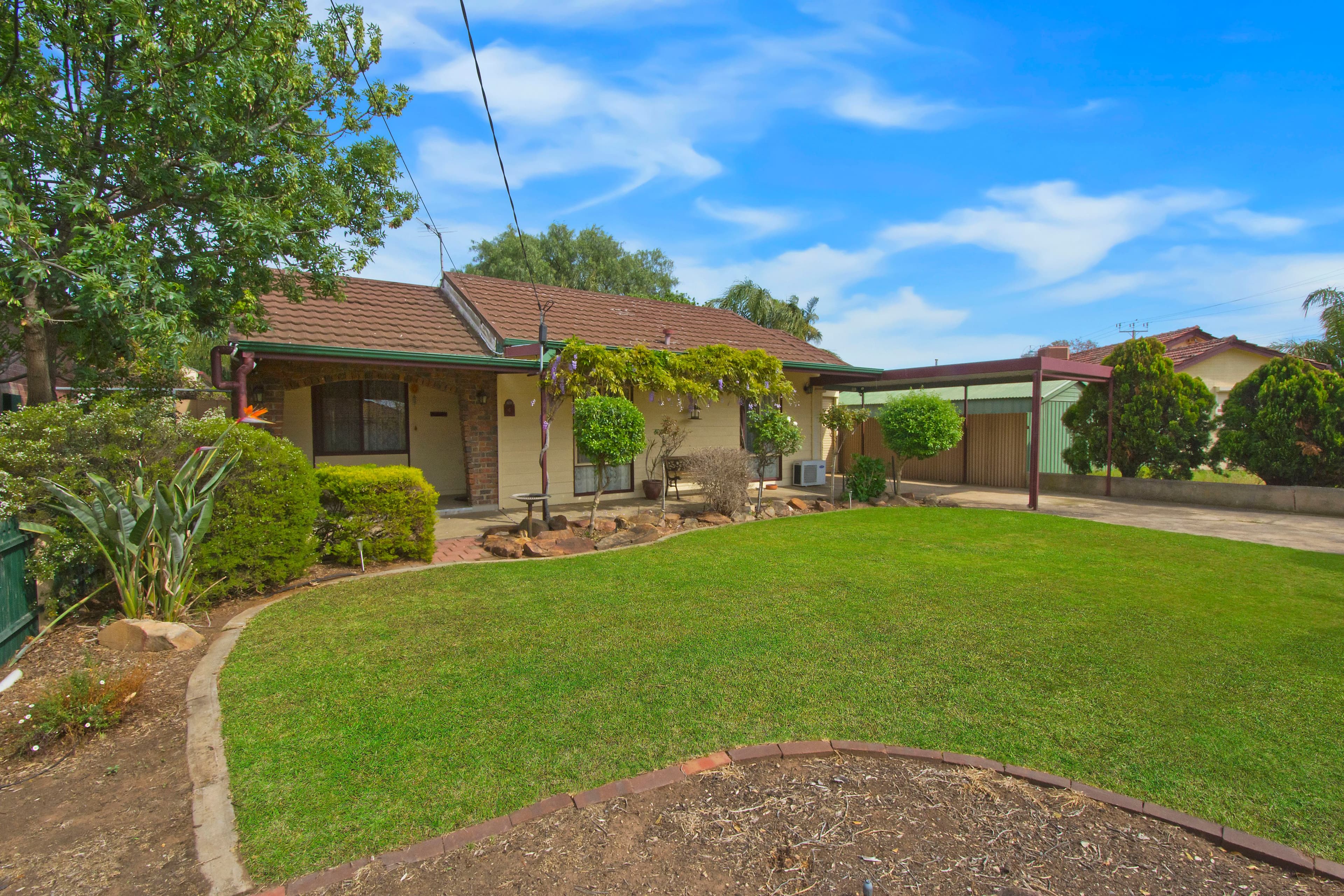 4 Hallville Street, Seaton SA 5023, Seaton - Image 1