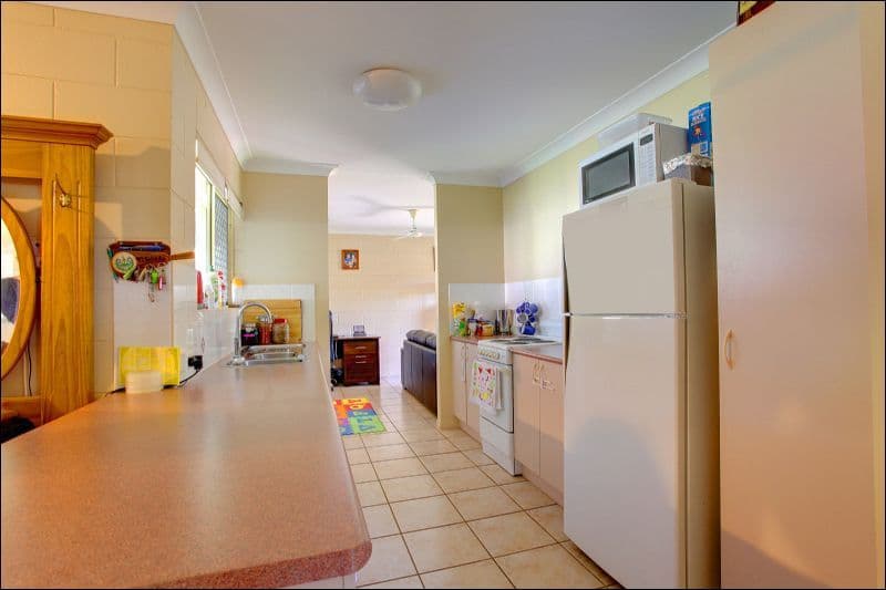 15 Downey Crescent, ANNANDALE QLD 4814, Annandale - Thumbnail 3