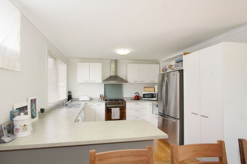 375 McKinnon Road, BENTLEIGH EAST VIC 3165, Bentleigh East - Thumbnail 4