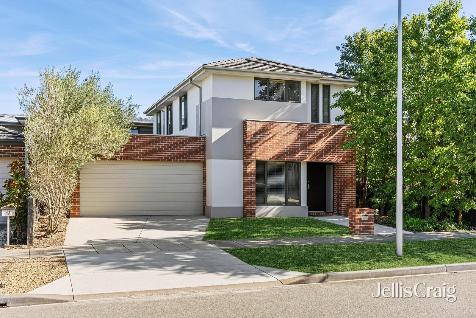 1b Goldwood Drive, Alfredton, Alfredton - Thumbnail 2