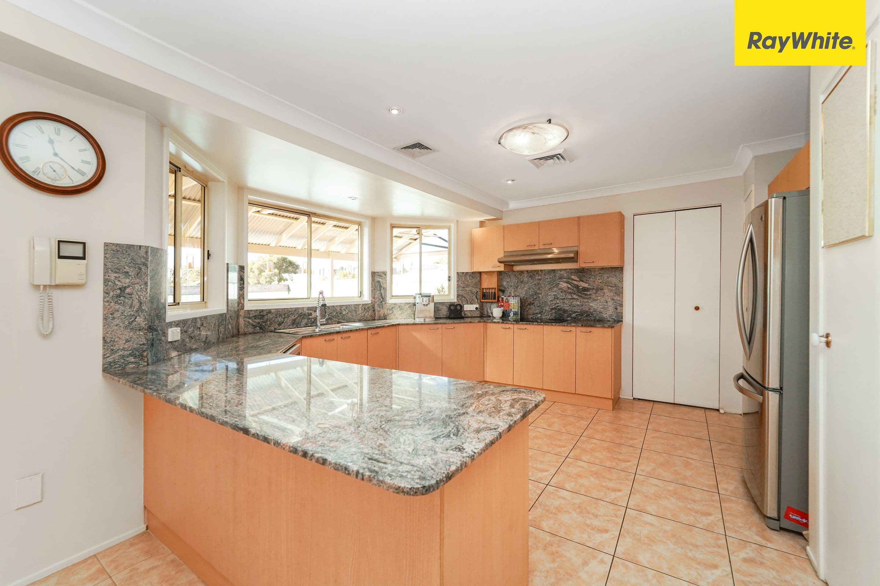 6 Geewan Avenue, Kellyville NSW 2155, Kellyville - Thumbnail 7