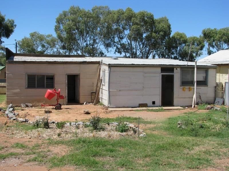 108 Piper Street, BROKEN HILL NSW 2880, Broken Hill - Thumbnail 4