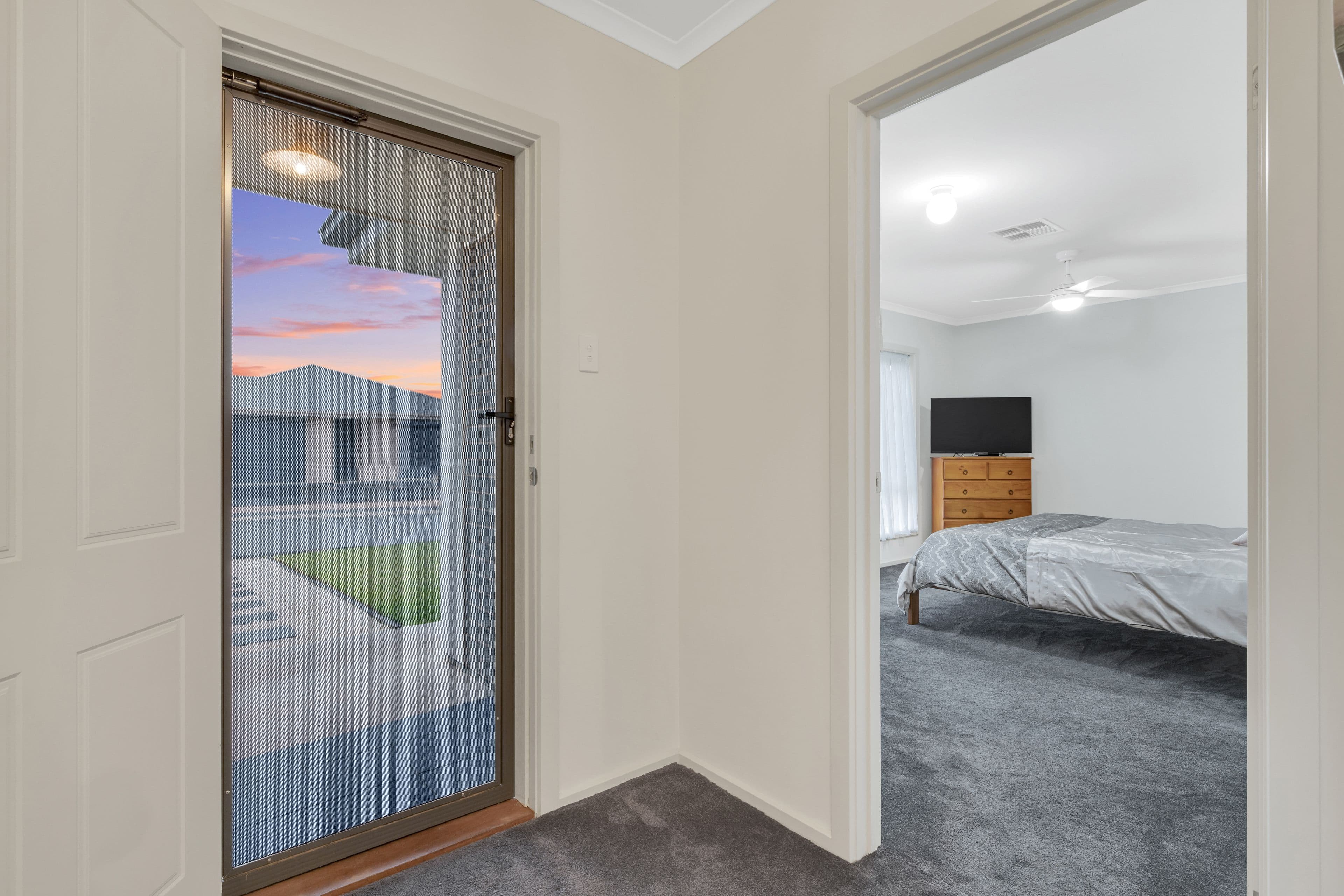 6 Apsley Close, Angle Vale SA 5117, Angle Vale - Thumbnail 4