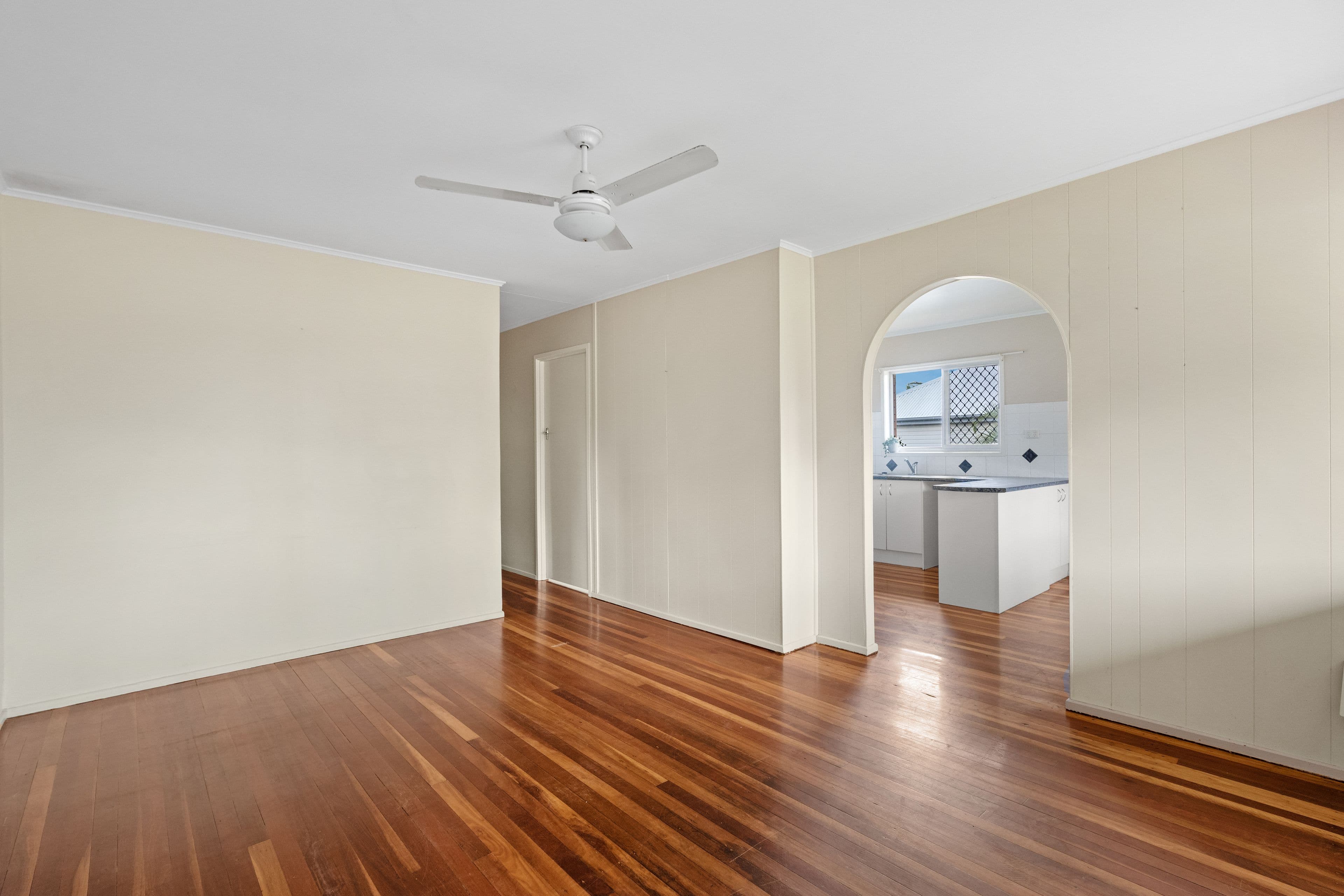 25 Harold Street, Bundamba QLD 4304, Bundamba - Thumbnail 3