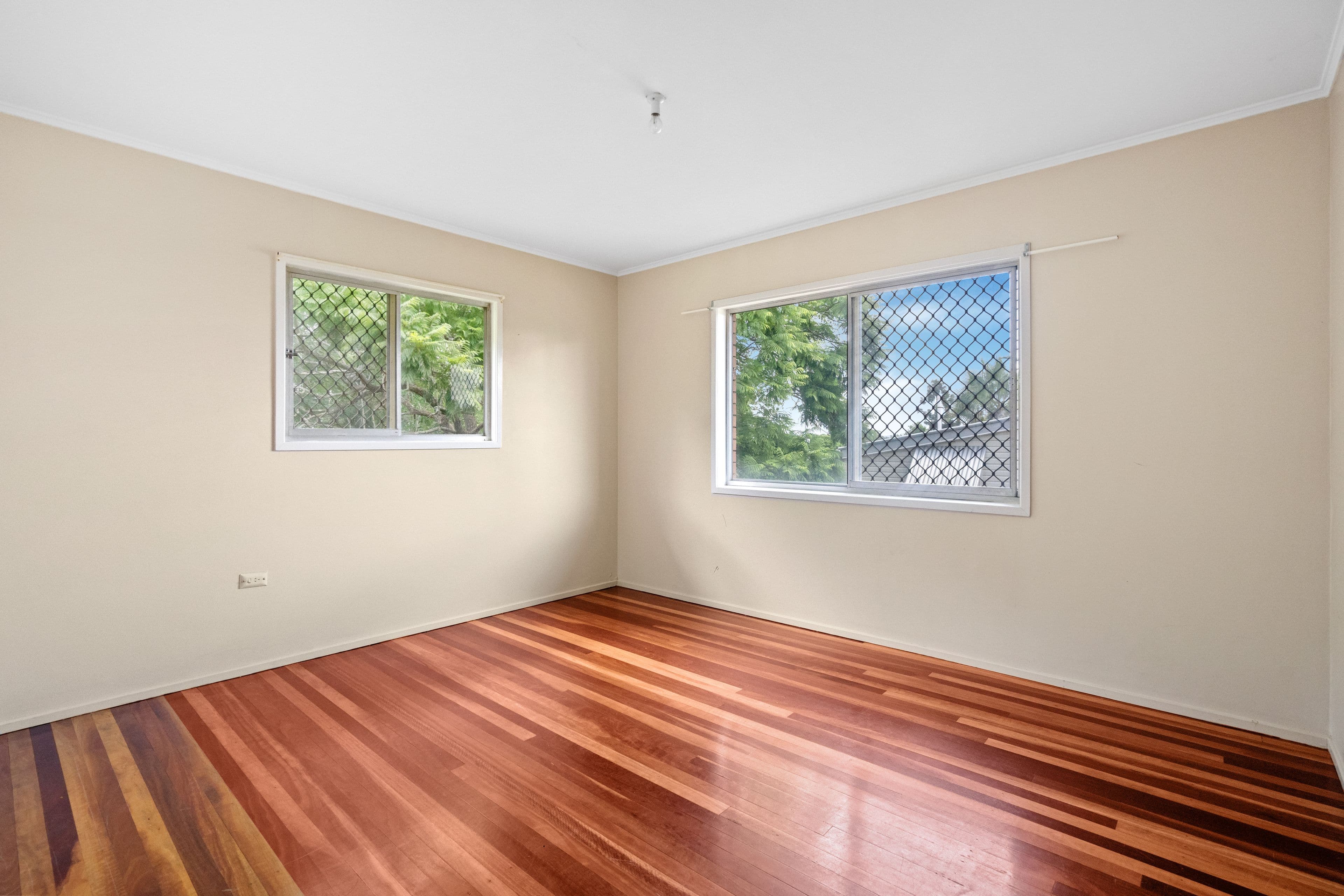25 Harold Street, Bundamba QLD 4304, Bundamba - Thumbnail 6