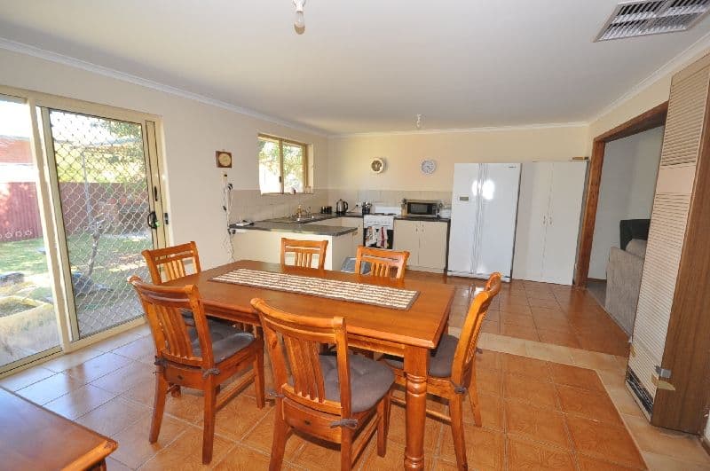 18 Douglas Street, ELIZABETH DOWNS SA 5113, Elizabeth Downs - Thumbnail 2