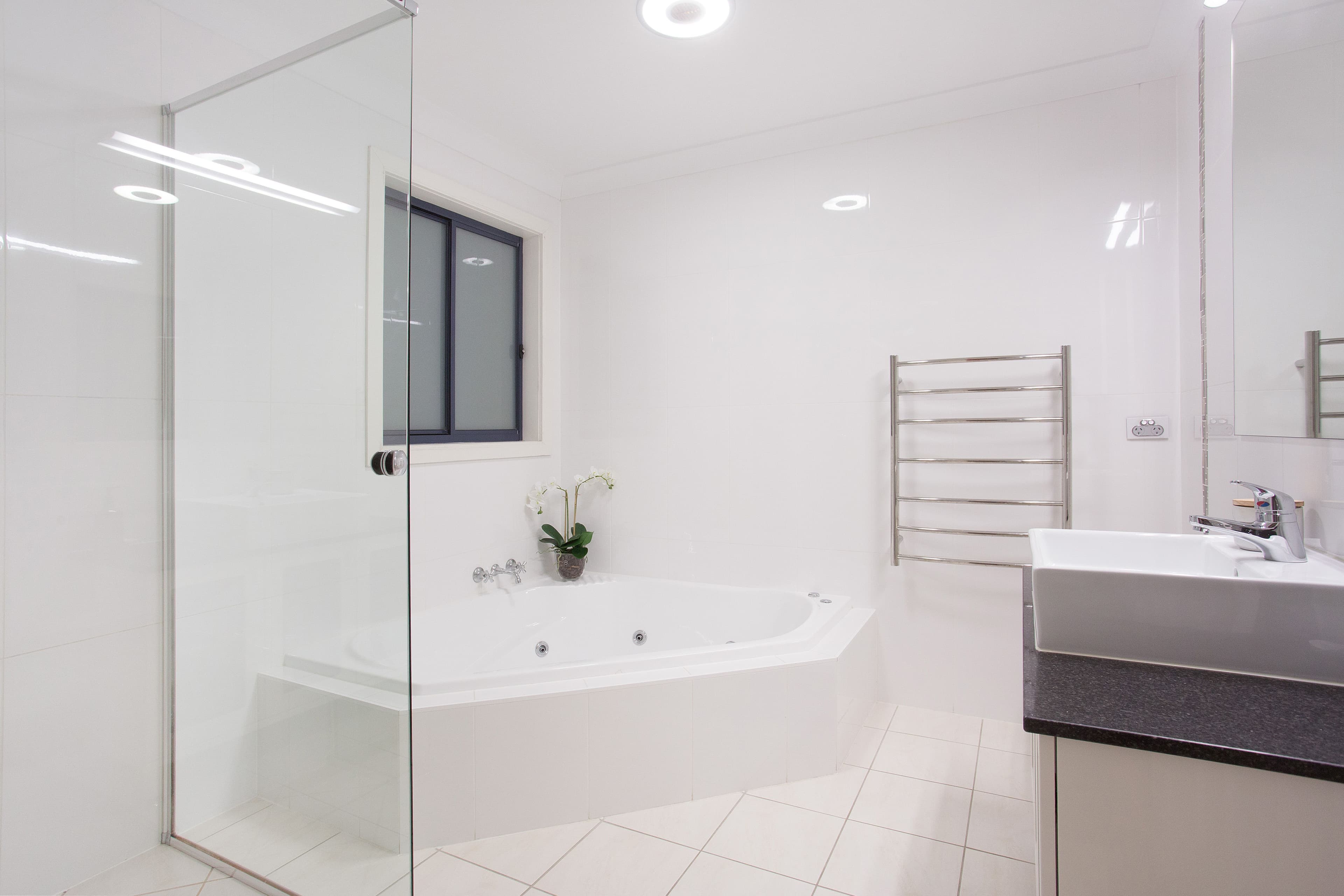 22 Maureen Court, Broadbeach Waters QLD 4218, Broadbeach Waters - Thumbnail 8