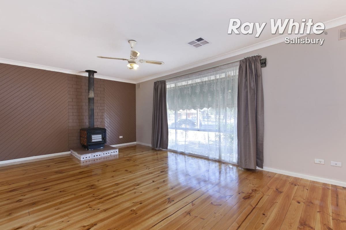 25 Bantanga Crescent, Salisbury North SA 5108, Salisbury North - Thumbnail 2