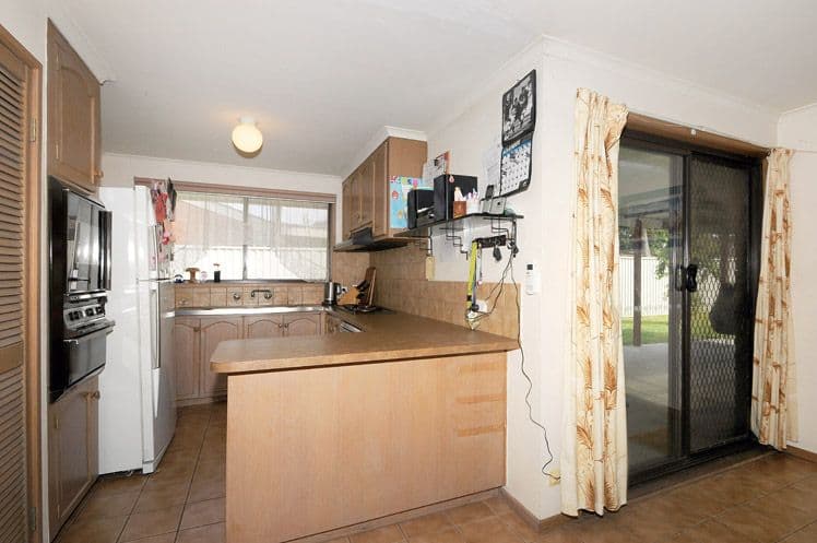 45 Balmain Drive, Carrum Downs VIC 3201, Carrum Downs - Thumbnail 2