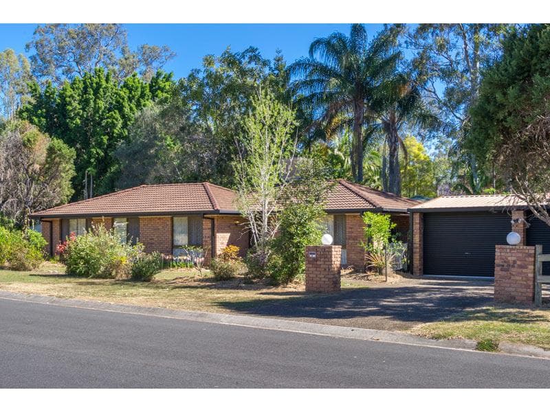 17 Illawong Way,  Karana Downs, Karana Downs - Image 1