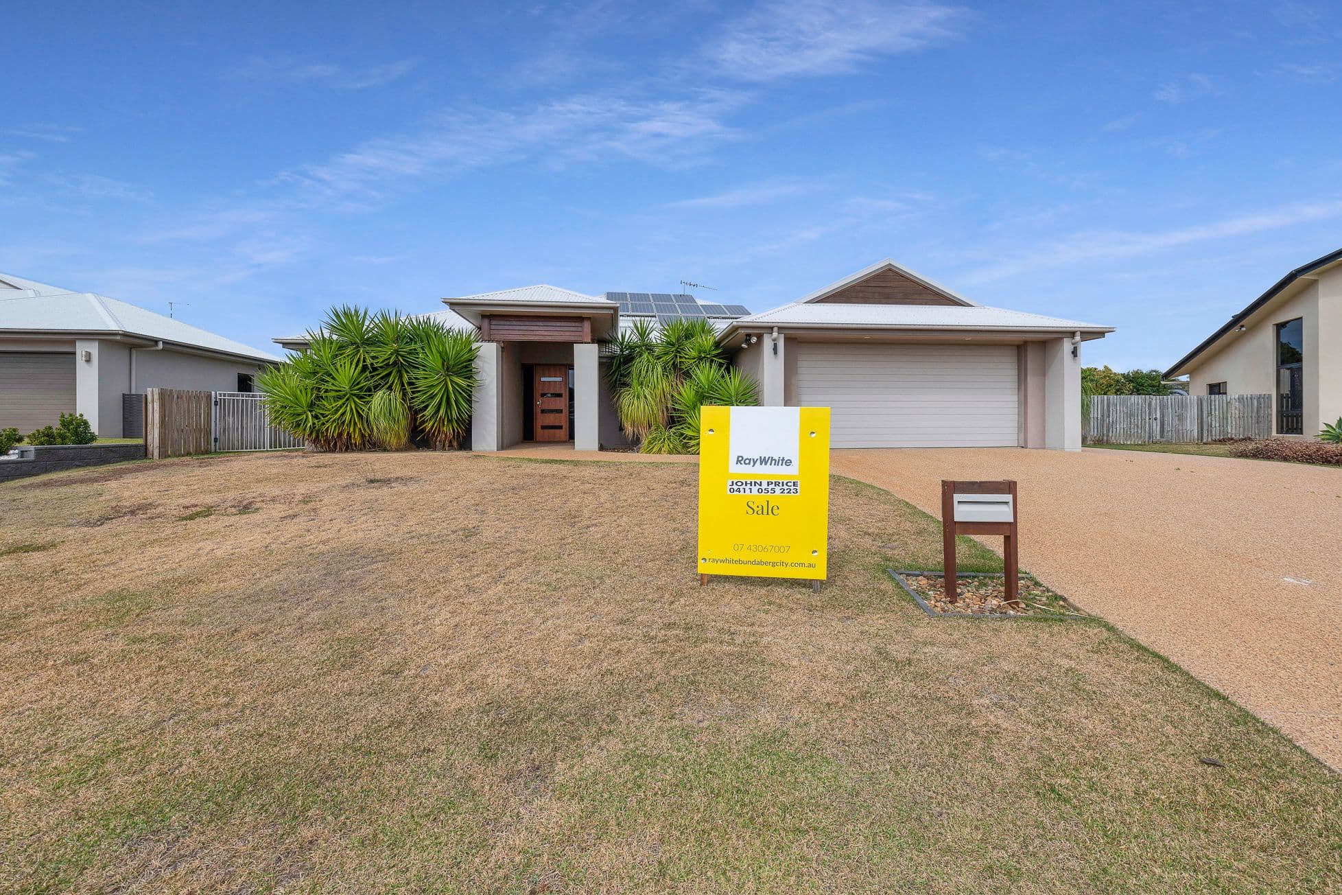 13 Leon Place, Coral Cove QLD 4670, Coral Cove - Thumbnail 2