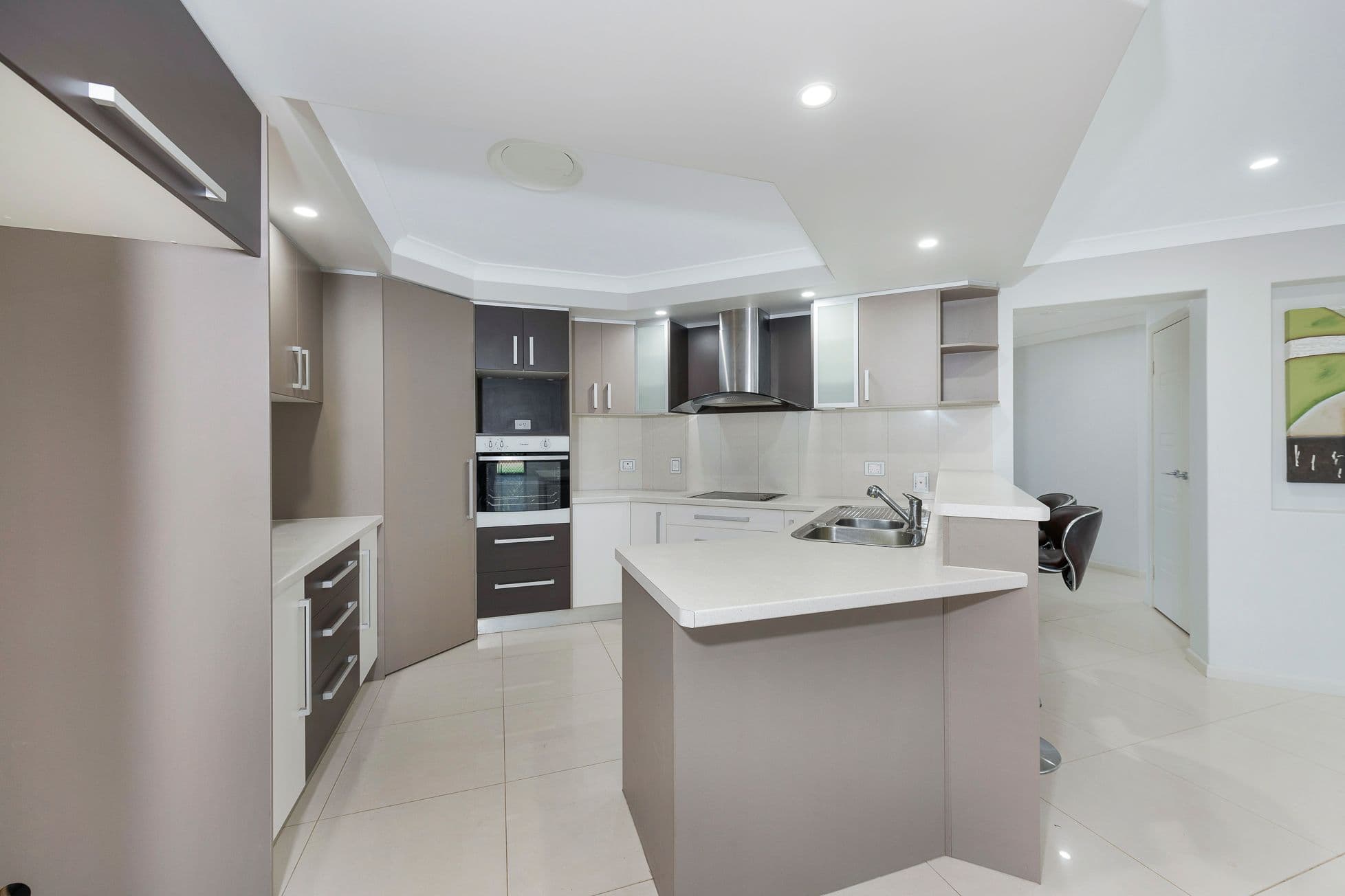 13 Leon Place, Coral Cove QLD 4670, Coral Cove - Thumbnail 6