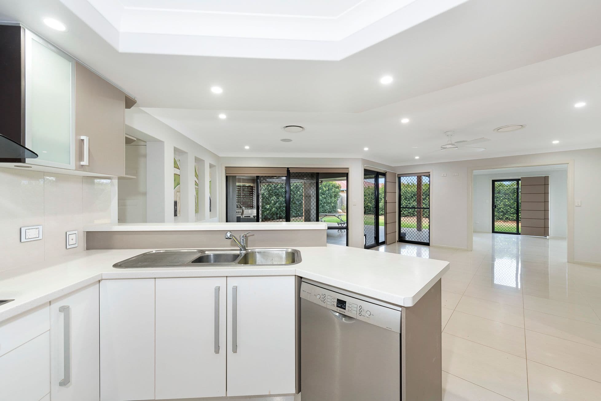 13 Leon Place, Coral Cove QLD 4670, Coral Cove - Thumbnail 7