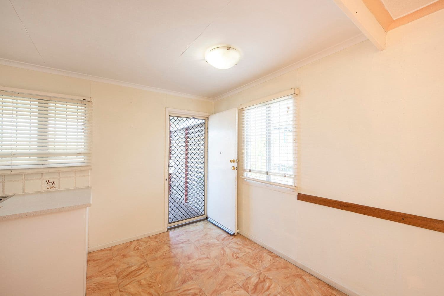 2854 Logan Road, Underwood QLD 4119, Underwood - Thumbnail 5