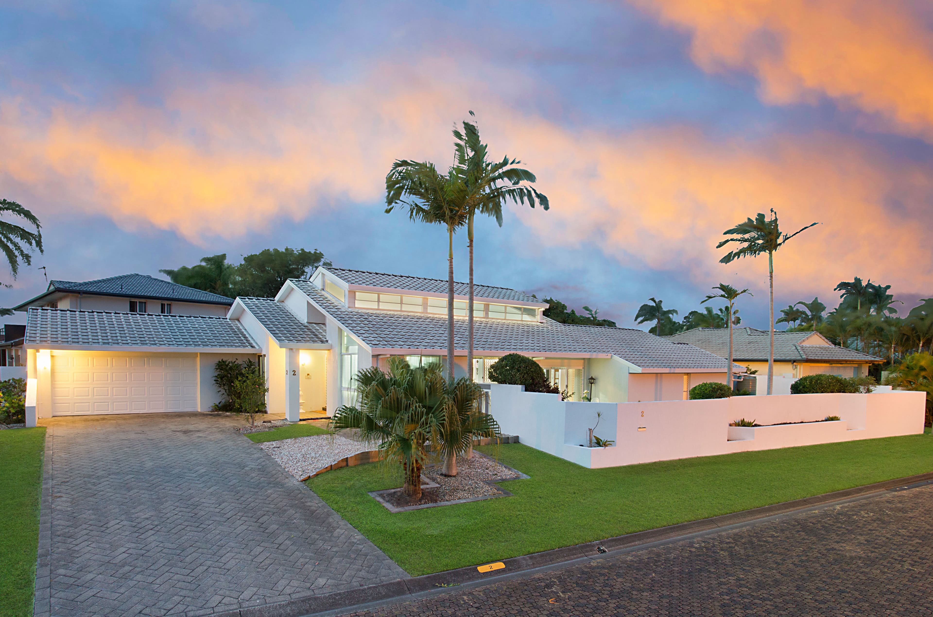 2 Monteclair Court, Mermaid Waters QLD 4218, Mermaid Waters - Thumbnail 5