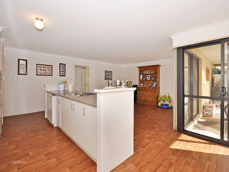 43 Mona Vale Loop, ELLENBROOK WA 6069, Ellenbrook - Thumbnail 4