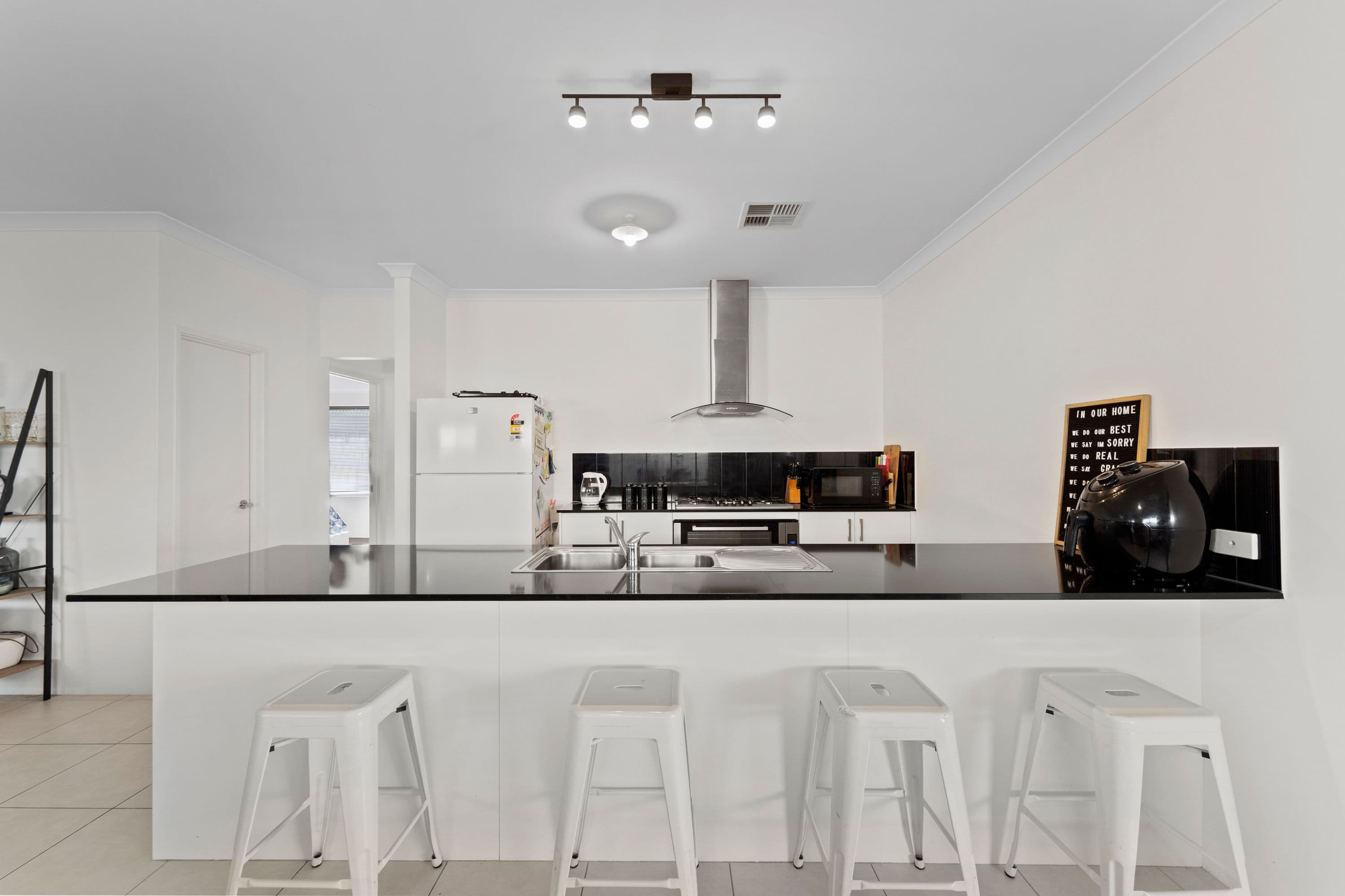 31 Ingarfield Green, Baldivis WA 6171, Baldivis - Thumbnail 7