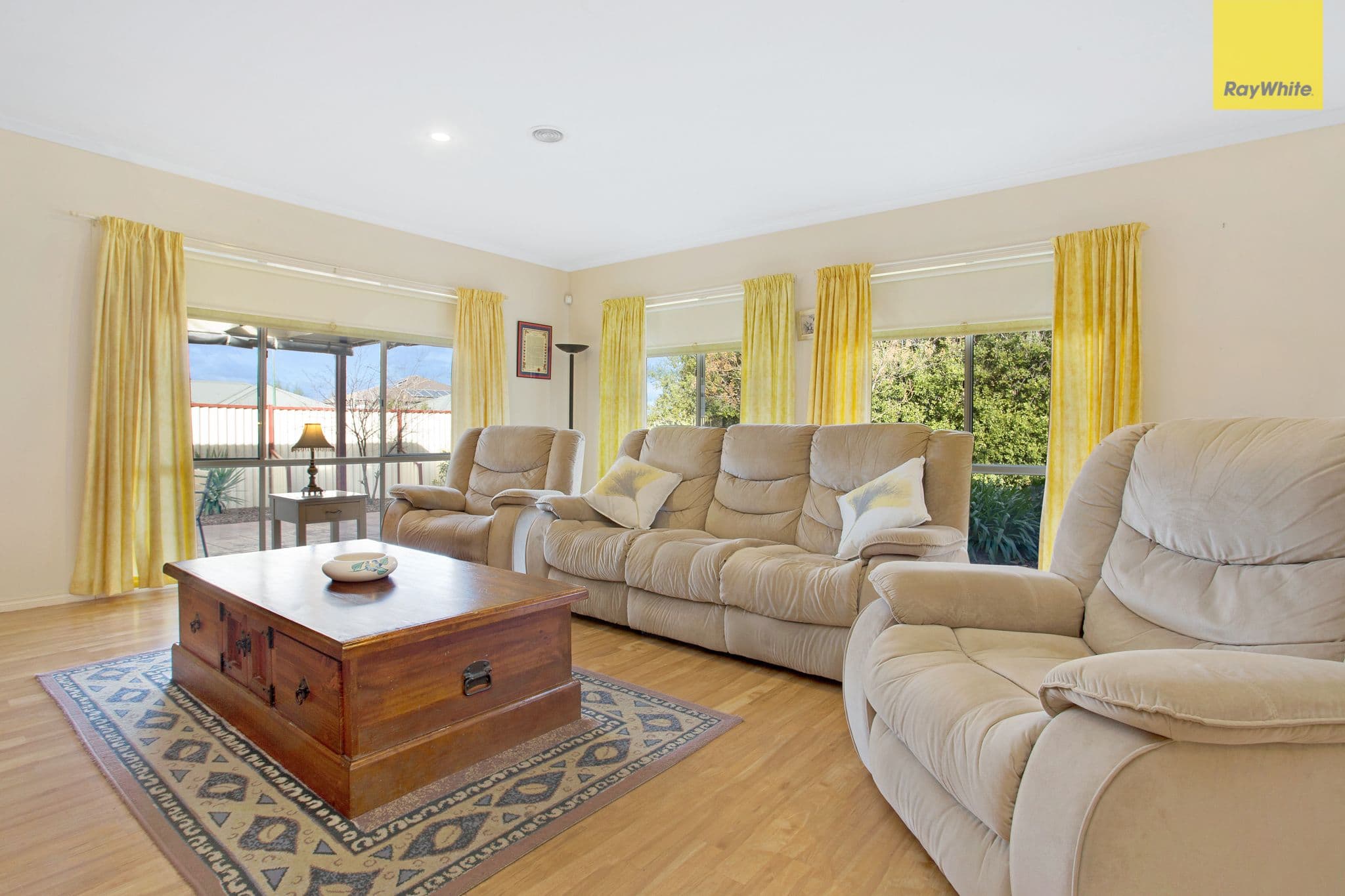 3 Bramshaw Crescent, Hillside VIC 3037, Hillside - Thumbnail 4