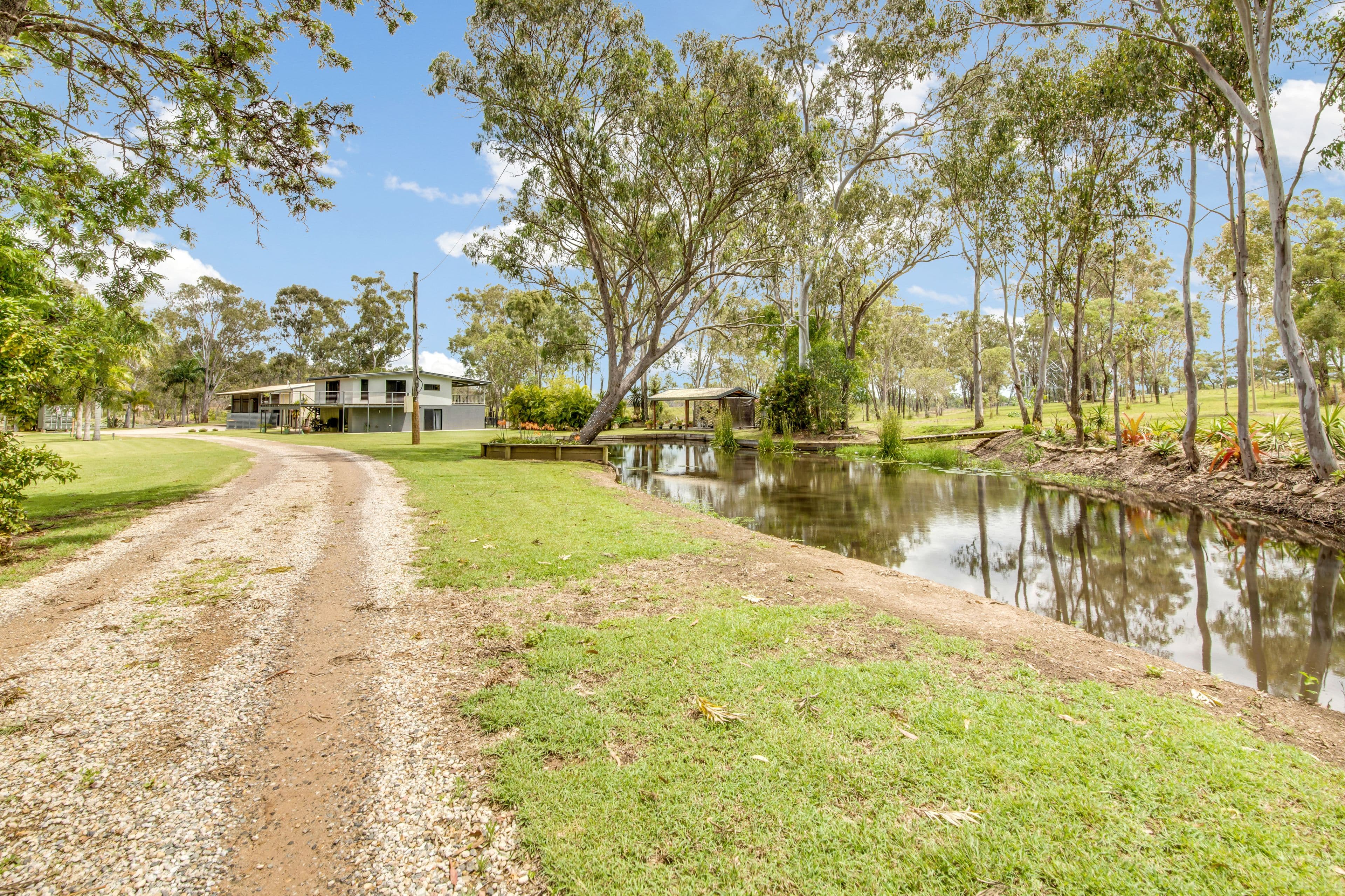 34 Mcpherson Road, Boyne Island QLD 4680, Boyne Island - Thumbnail 2