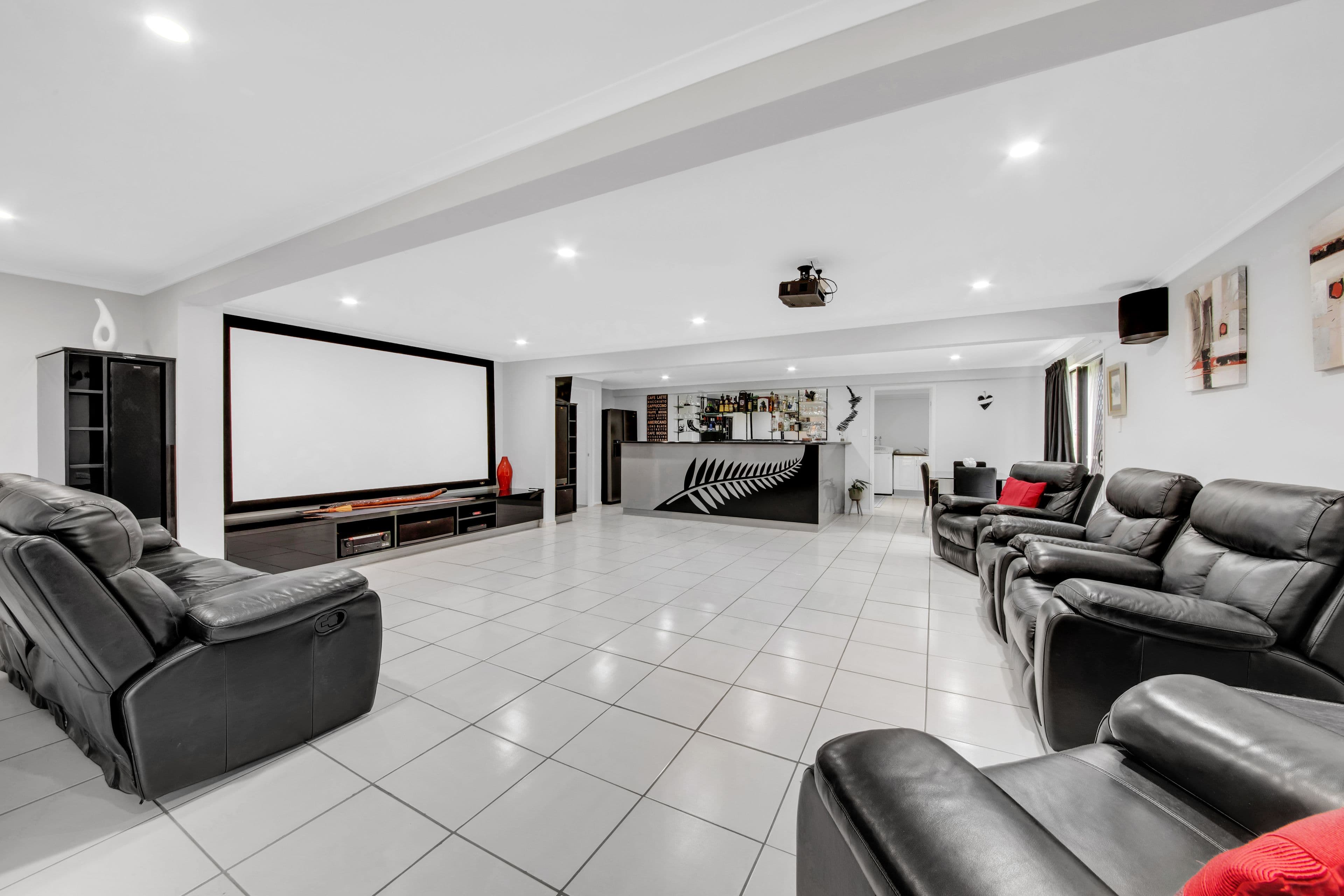34 Mcpherson Road, Boyne Island QLD 4680, Boyne Island - Thumbnail 6