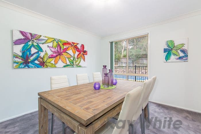 42 Robinia Grove, Garden Suburb - Thumbnail 3
