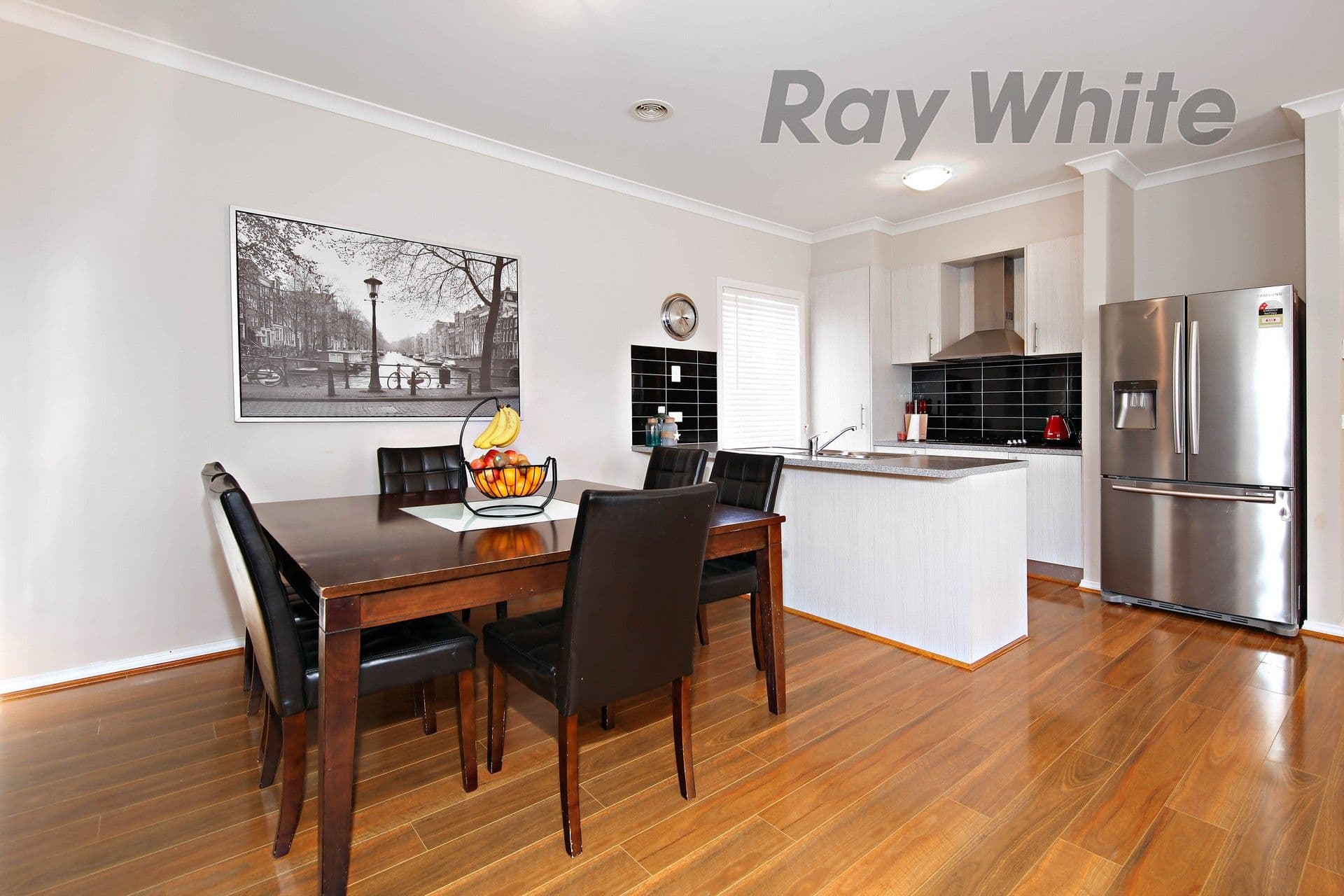 11 Michael Place, Point Cook VIC 3030, Point Cook - Thumbnail 4