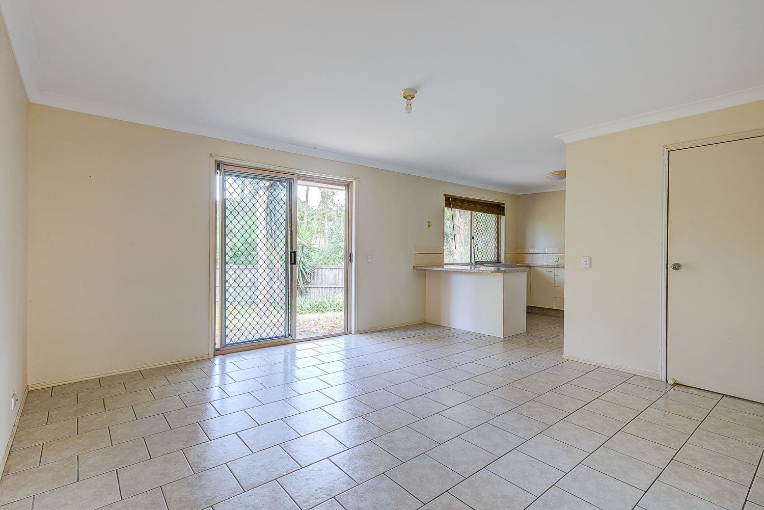 81 Castile Crescent, Edens Landing QLD 4207, Edens Landing - Thumbnail 4