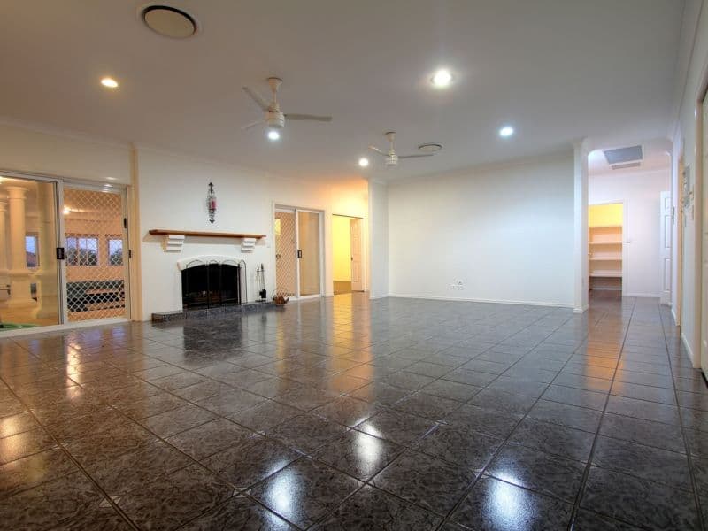 25 Manmarra Crescent, EIGHT MILE PLAINS QLD 4113, Eight Mile Plains - Thumbnail 4
