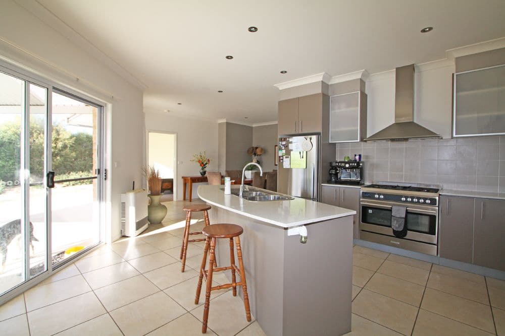 65 Aberfeldy Lane, Bungendore - Thumbnail 2