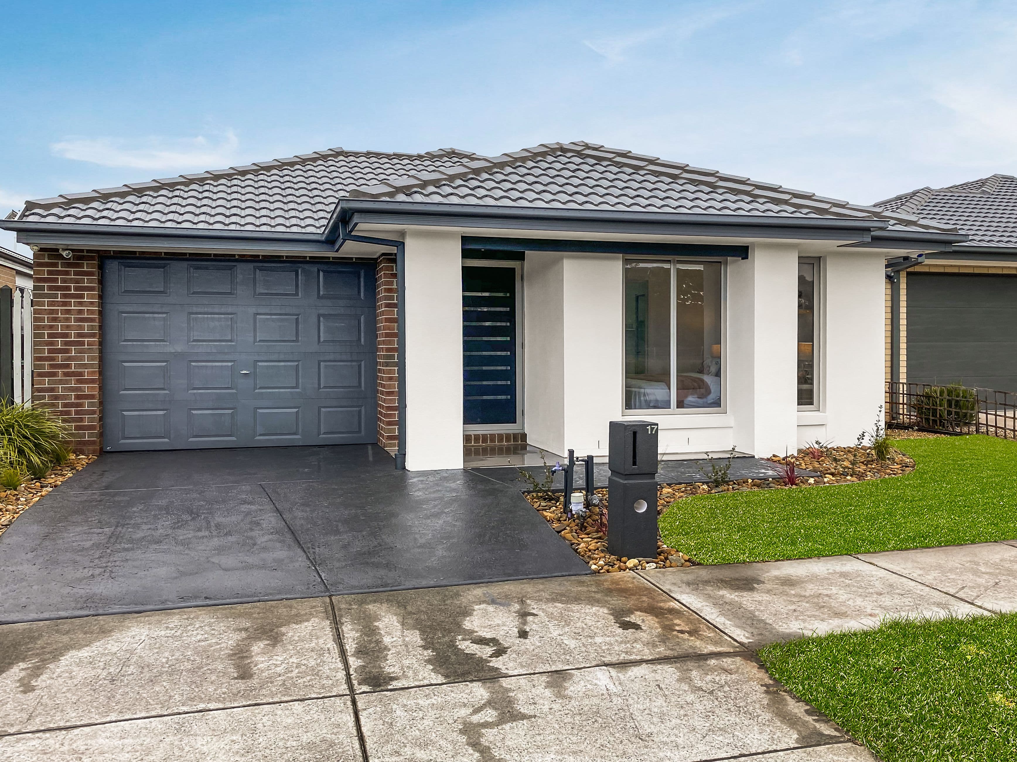 17 Norma Crescent, Officer VIC 3809, Officer - Image 1