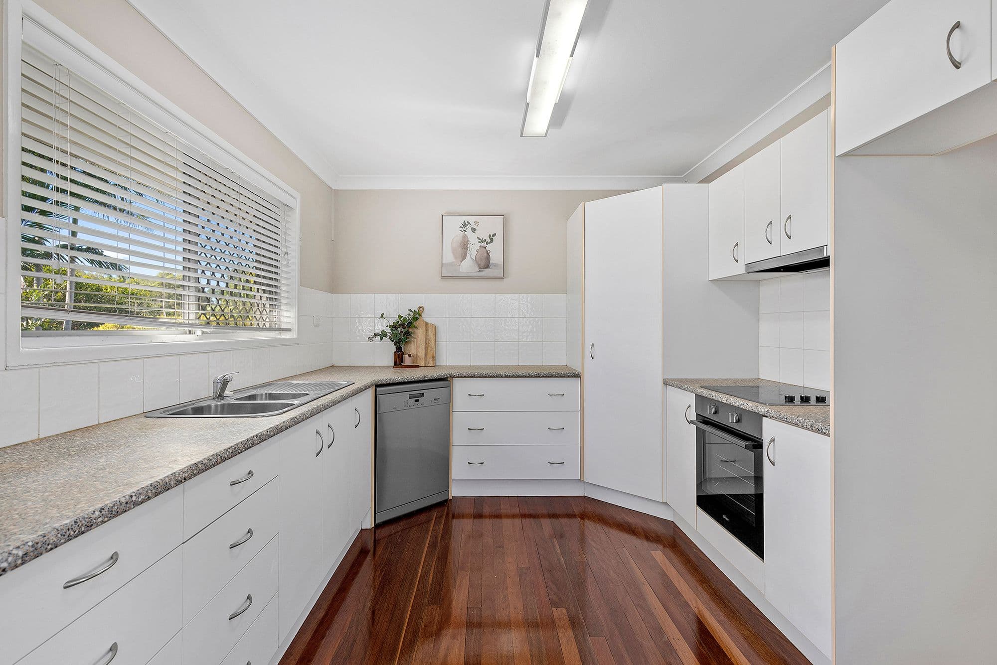 8 Glenside Street, Wavell Heights QLD 4012, Wavell Heights - Thumbnail 4