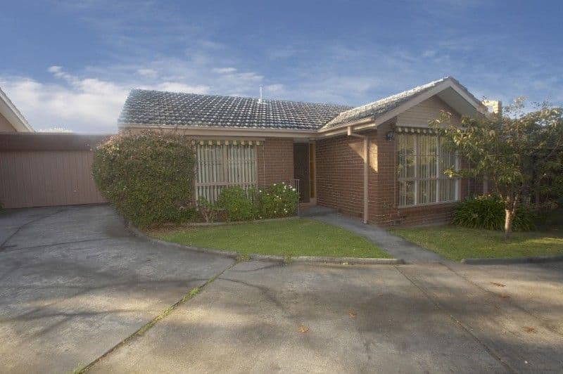 17 Stott Street, BOX HILL SOUTH VIC 3128, Box Hill South - Image 1
