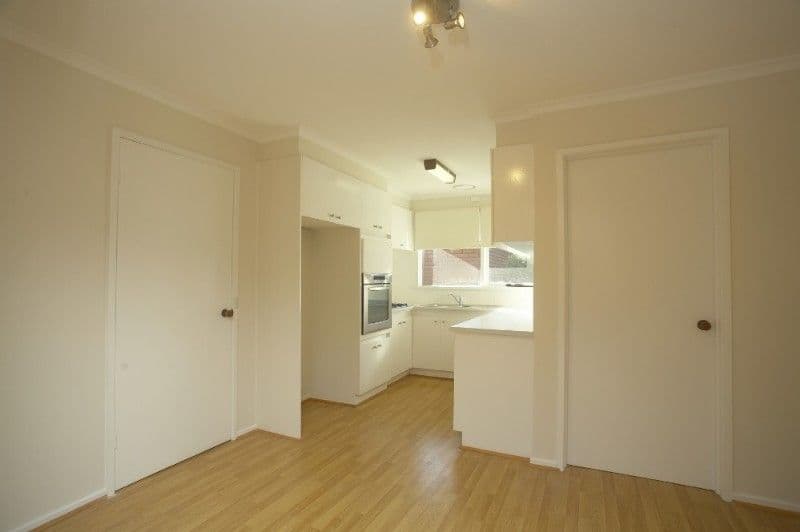 17 Stott Street, BOX HILL SOUTH VIC 3128, Box Hill South - Thumbnail 4
