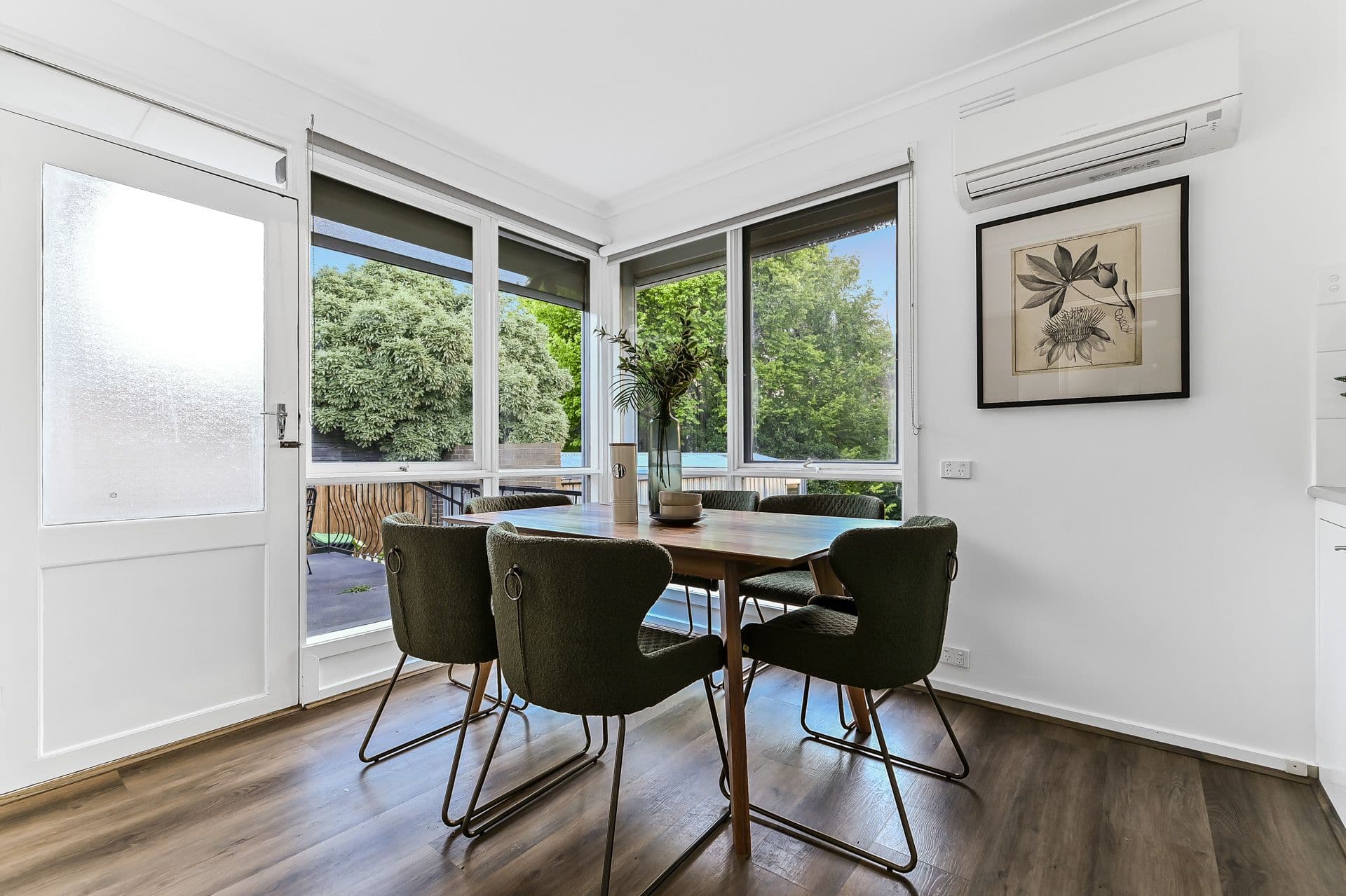 39 roberts Avenue, Box Hill South VIC 3128, Box Hill South - Thumbnail 3