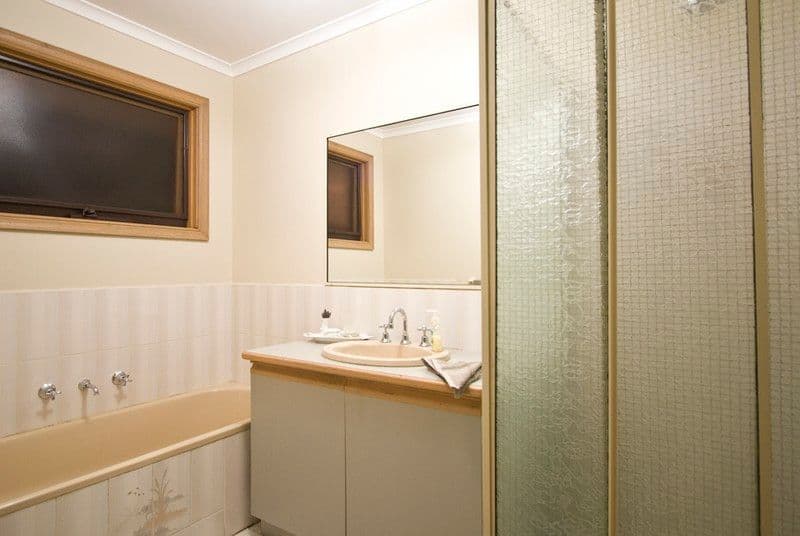1 Fulton Close, Diamond Creek VIC 3089, Diamond Creek - Thumbnail 5