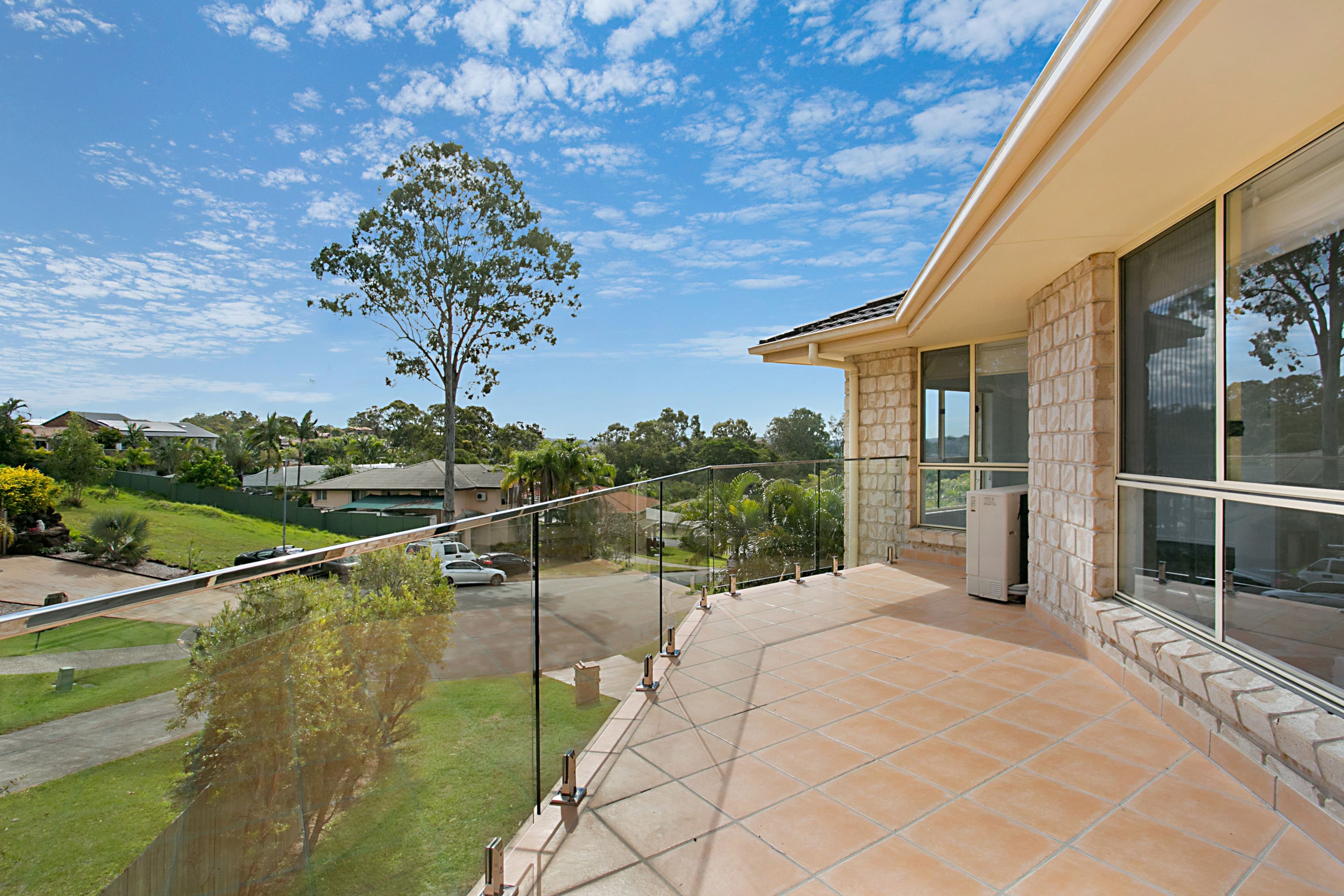 10 Bretton Court, Carrara QLD 4211, Carrara - Thumbnail 3