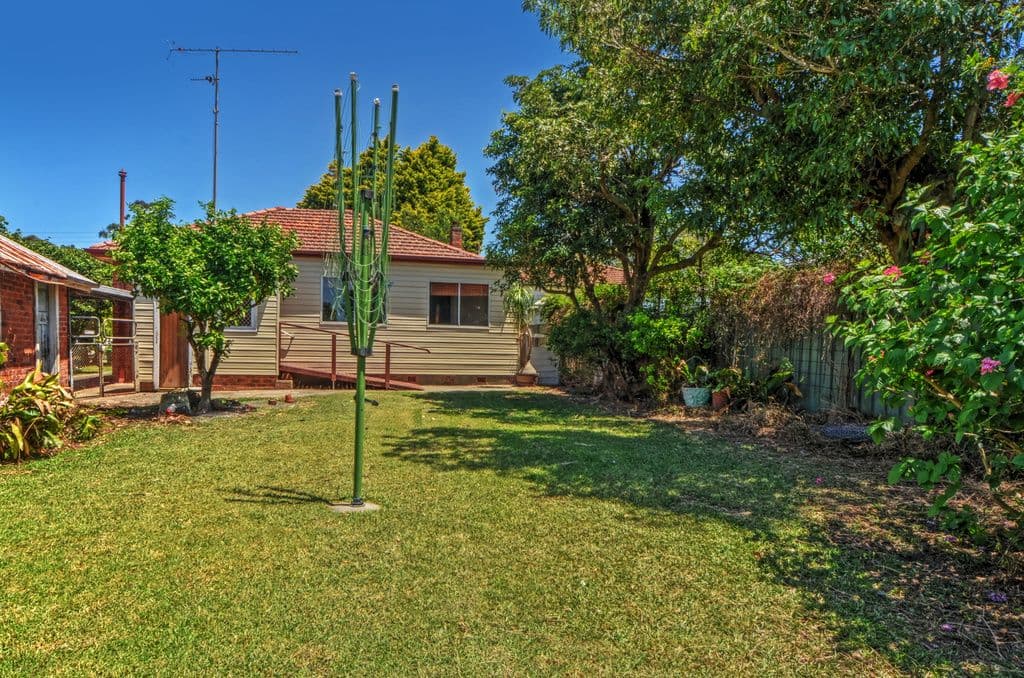 21 Braeside Avenue, Keiraville - Thumbnail 6