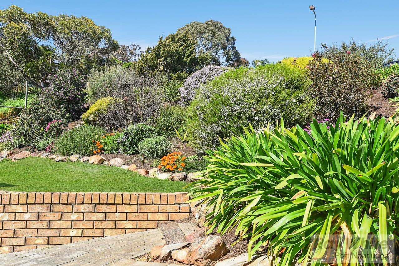 2 Nicolle Court, Happy Valley SA 5159, Happy Valley - Thumbnail 3