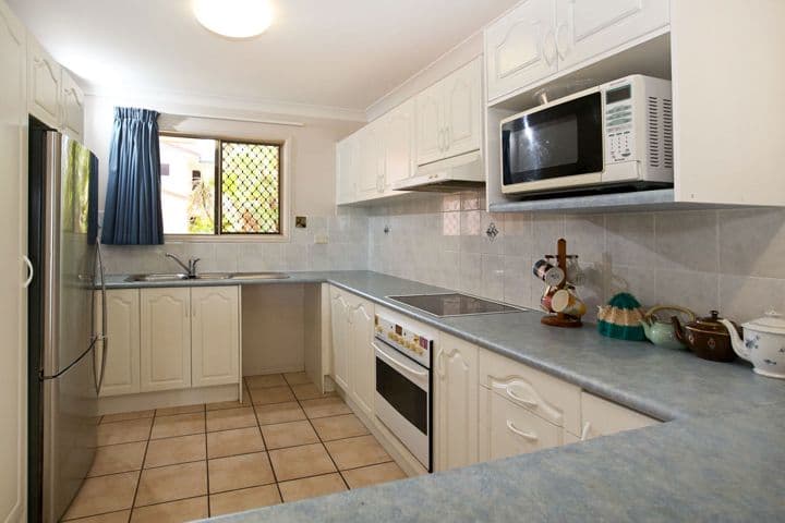 30 Martinez Avenue, WEST END QLD 4810, West End - Thumbnail 4