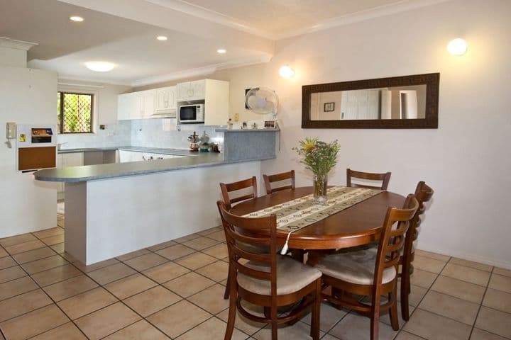 30 Martinez Avenue, WEST END QLD 4810, West End - Thumbnail 5